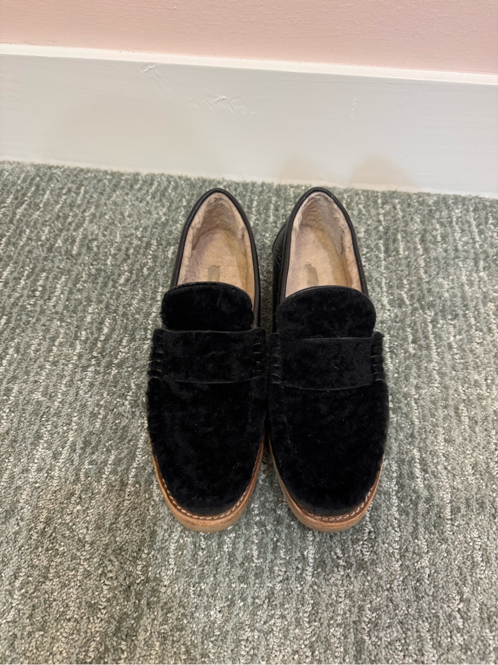 Stuart Weitzman Bromley Women's Black Shearling Loafers Size 8